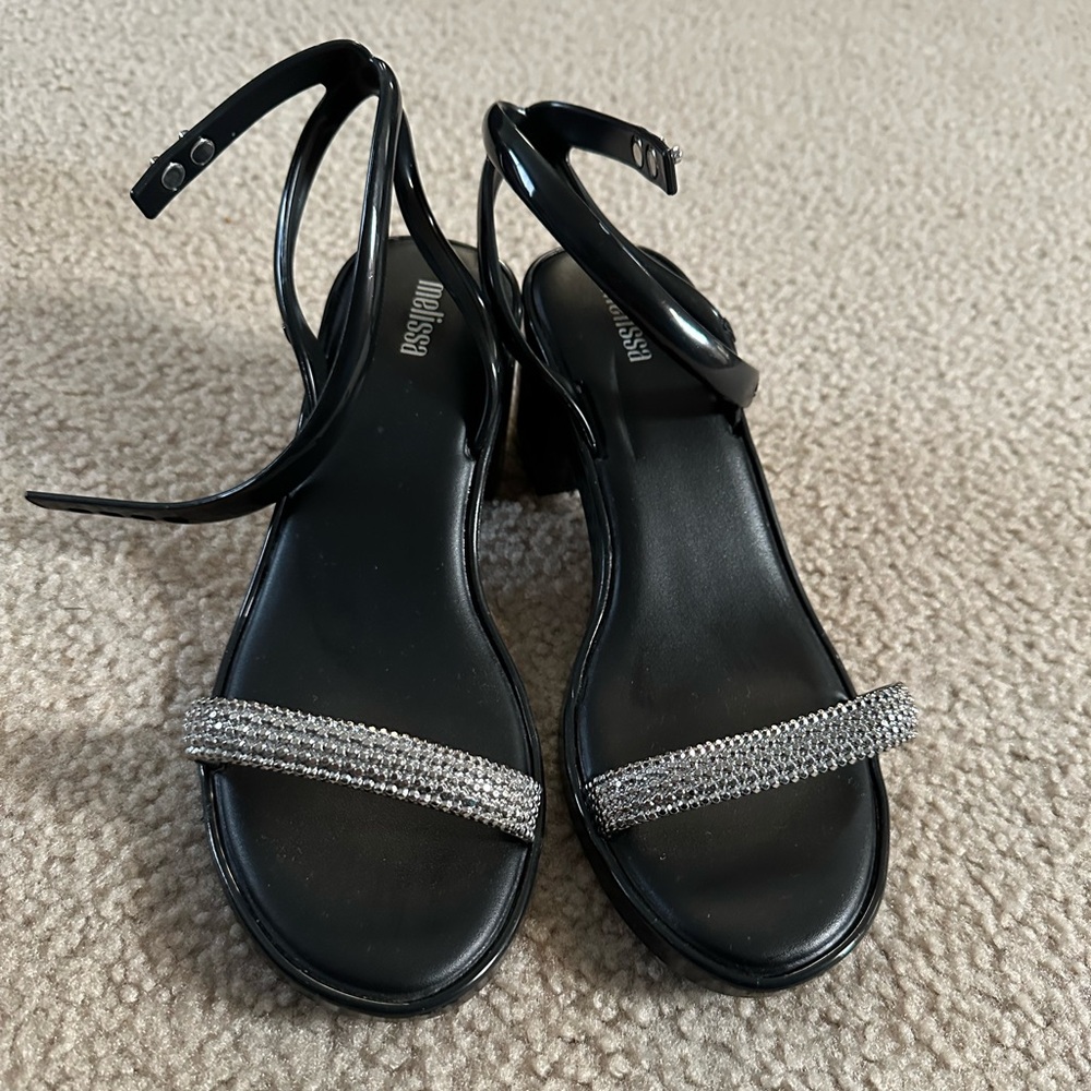 Melissa sandals size 8